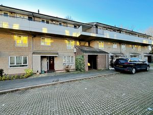 Photo 2- click for photo gallery